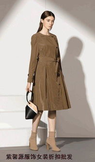 麗莫女裝尾貨折扣批發(fā) 優(yōu)質(zhì)時尚品牌服裝的實惠之選